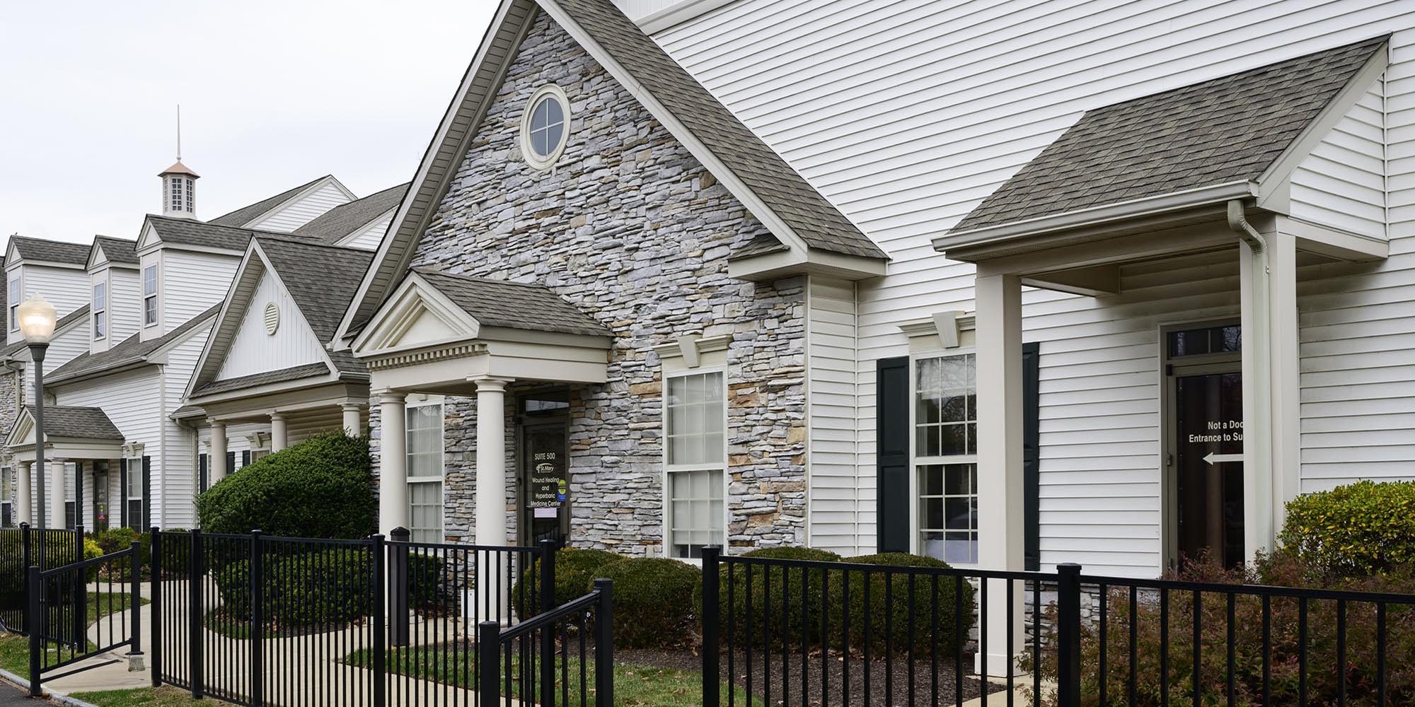 St. Mary Center for Wound Healing & Hyperbaric Medicine